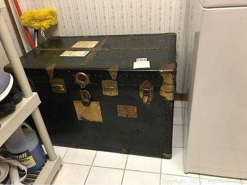 Lot #0284 (1 of 10)