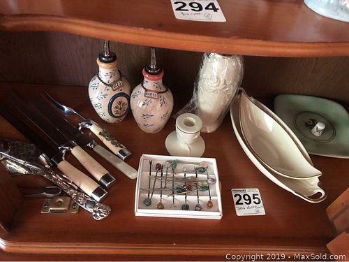 Lot #0295 (1 of 7)