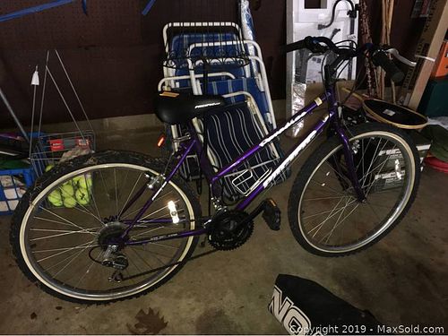 Lot #0597 (1 of 10)