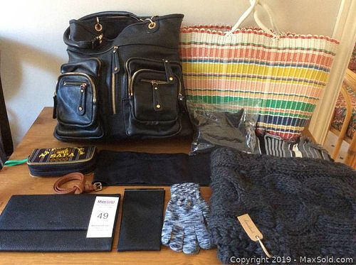 Lot #0049 (1 of 8)