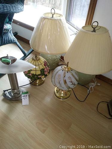 Lot #0464 (1 of 6)