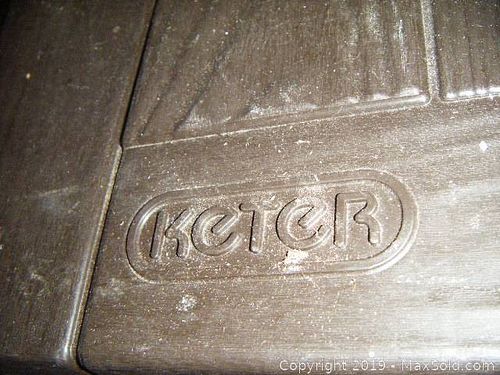 Lot #0561 (1 of 5)