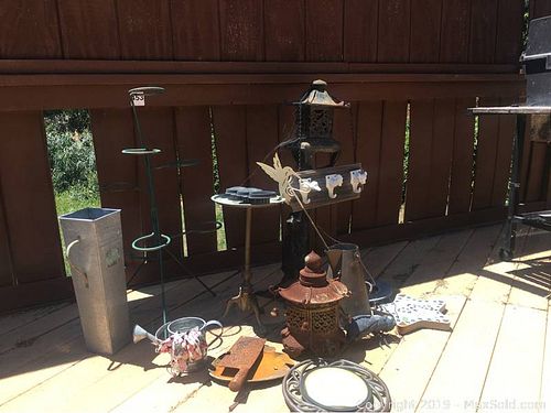 Lot #0453 (1 of 17)
