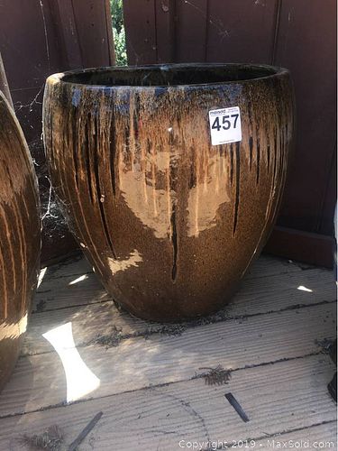 Lot #0457 (1 of 6)