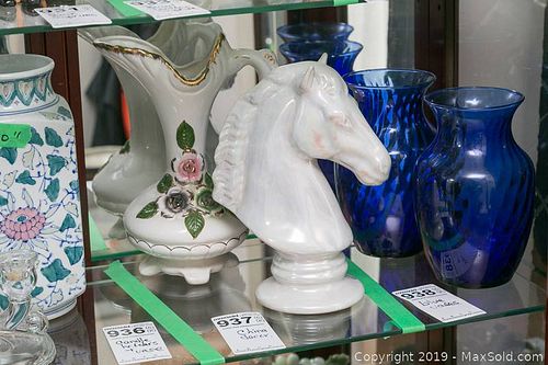 Lot #0937 (1 of 7)