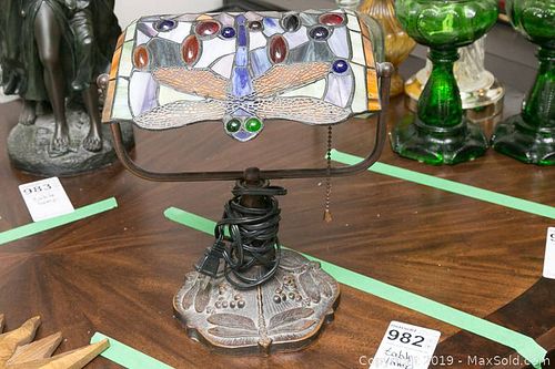 Lot #0982 (1 of 7)