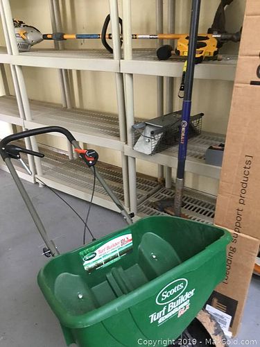 Lot #0639 (1 of 11)