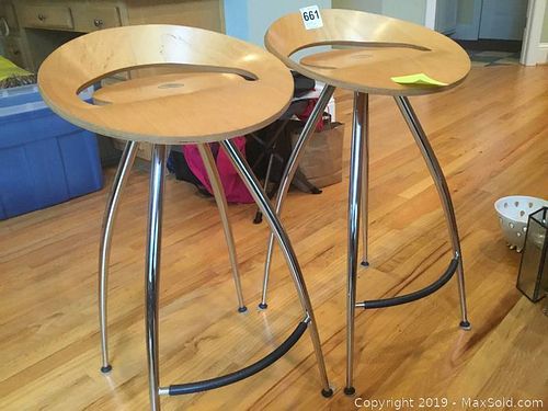 Lot #0661 (1 of 7)