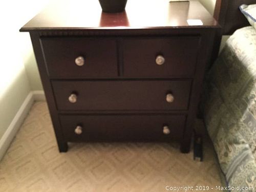 Lot #0703 (1 of 8)