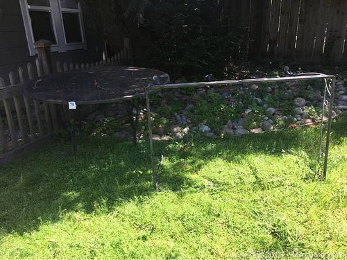 Lot #0075 (1 of 8)