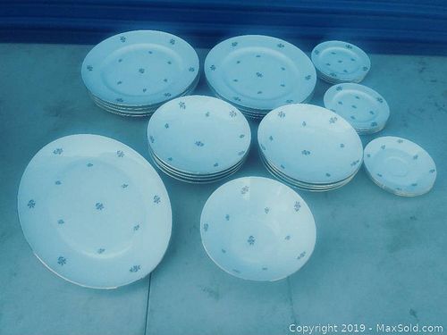 Lot #0036 (1 of 5)