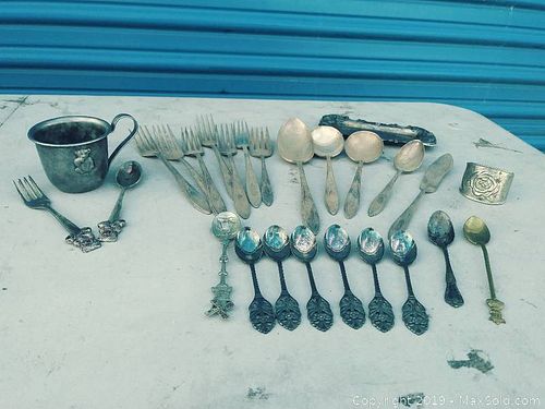 Lot #0053 (1 of 8)
