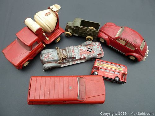 Lot #0063 (1 of 32)