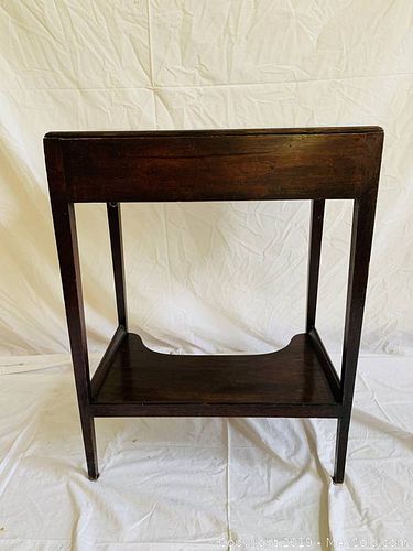 Lot #0017 (1 of 2)