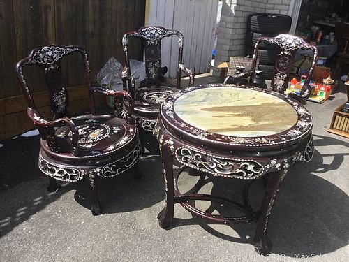 Lot #0555 (1 of 15)
