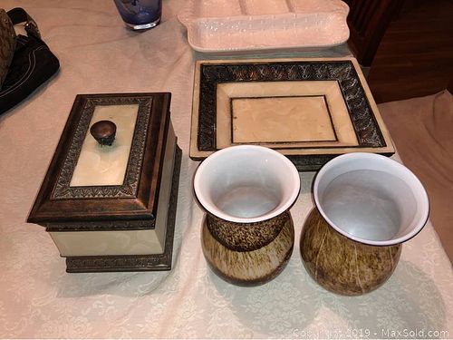 Lot #0143 (1 of 2)