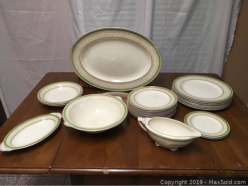Lot #0043 (1 of 24)