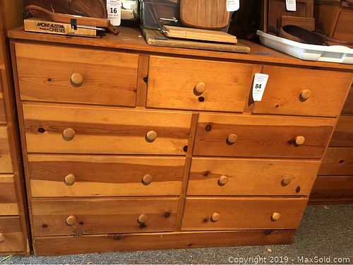 Lot #0084 (1 of 4)