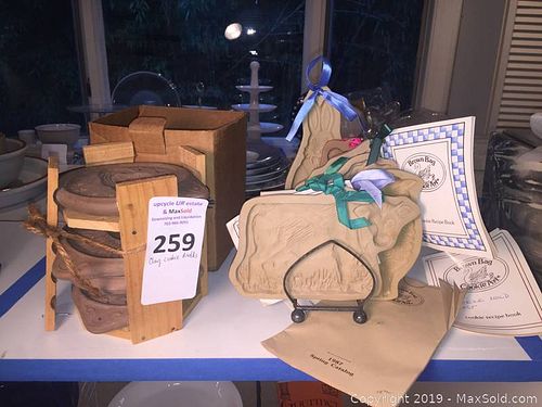 Lot #0259 (1 of 6)