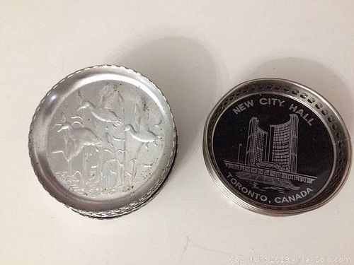 Lot #0061 (1 of 5)
