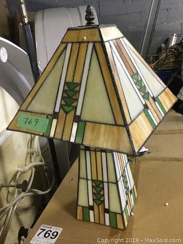 Lot #0769 (1 of 8)