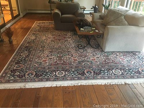 Lot #0677 (1 of 10)