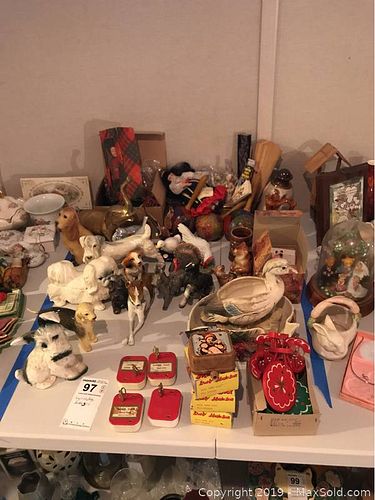 Lot #0097 (1 of 11)