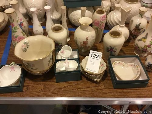 Lot #0122 (1 of 12)