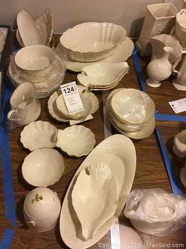 Lot #0124 (1 of 10)