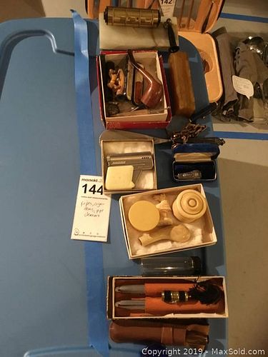 Lot #0144 (1 of 5)