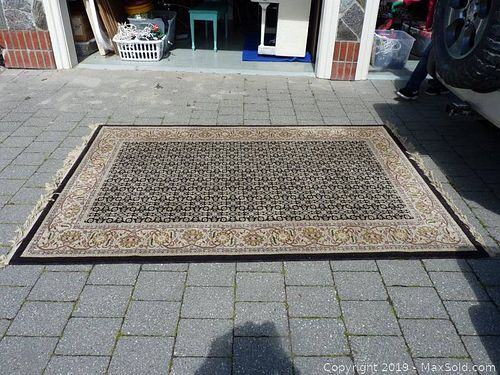 Lot #0779 (1 of 5)
