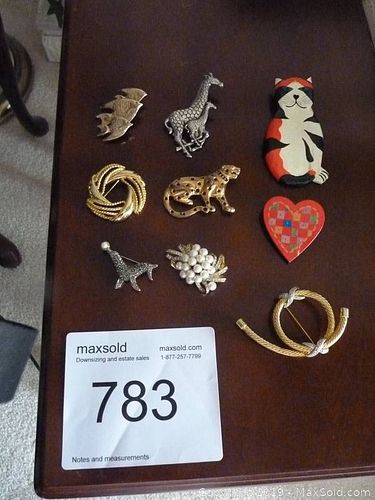 Lot #0783 (1 of 7)