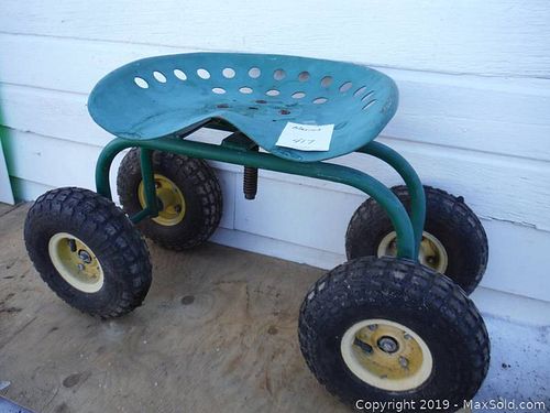 Lot #0417 (1 of 3)