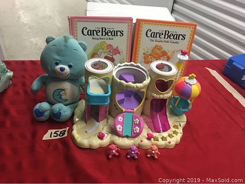 Lot #0158 (1 of 7)