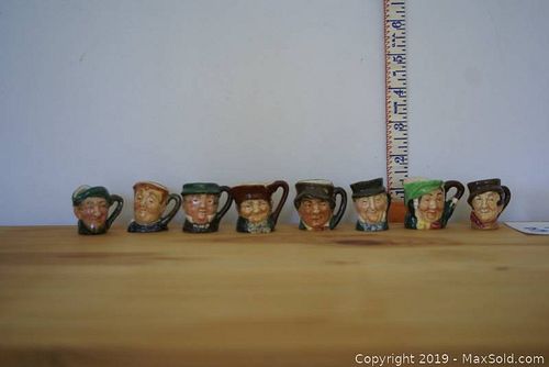 Lot #0033 (1 of 9)