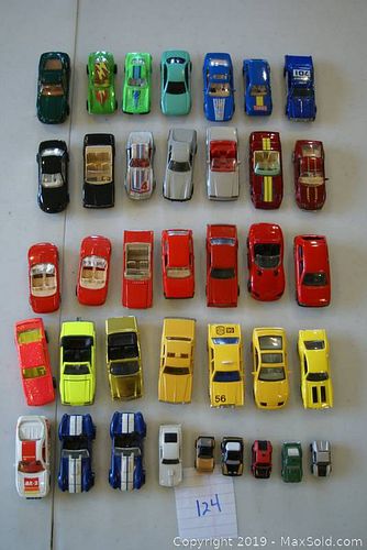 Lot #0124 (1 of 5)