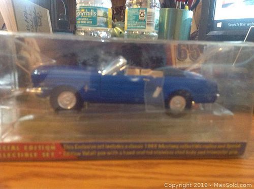 Lot #0027 (1 of 5)