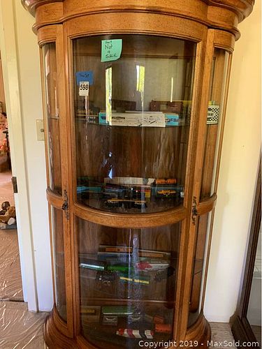 Lot #0598 (1 of 12)
