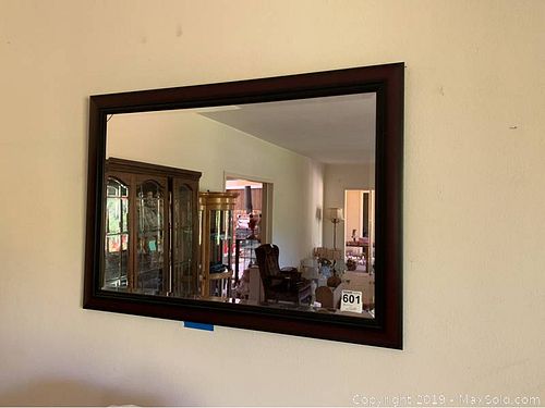 Lot #0601 (1 of 5)