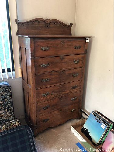 Lot #0747 (1 of 11)