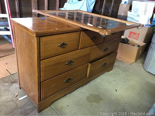 Lot #0758 (1 of 13)