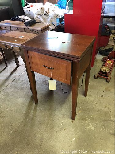 Lot #0760 (1 of 14)