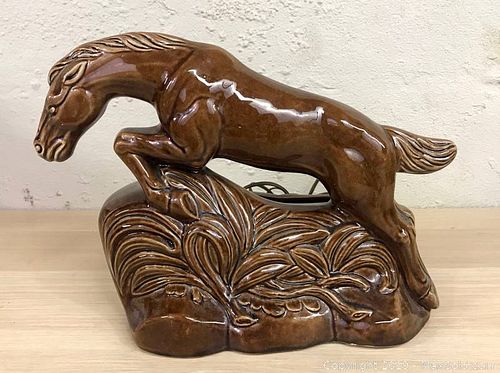 Lot #0025 (1 of 6)