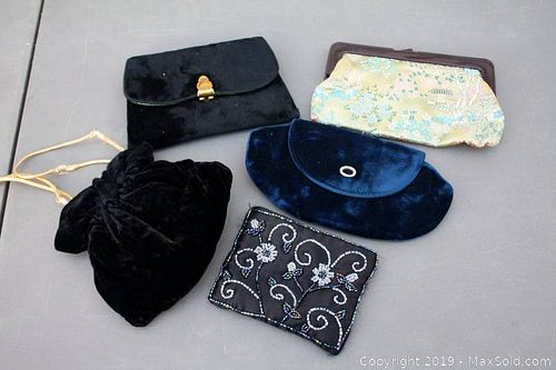 Lot #0050 (1 of 5)