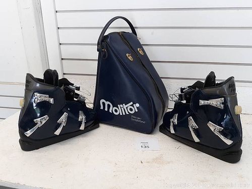 Lot #0135 (1 of 9)