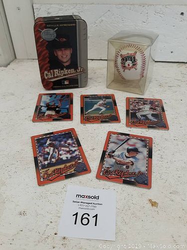Lot #0161 (1 of 7)