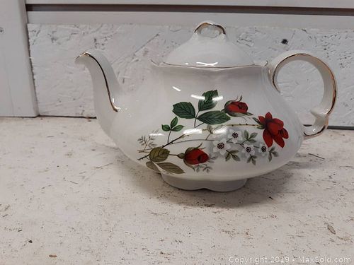 Lot #0171 (1 of 6)