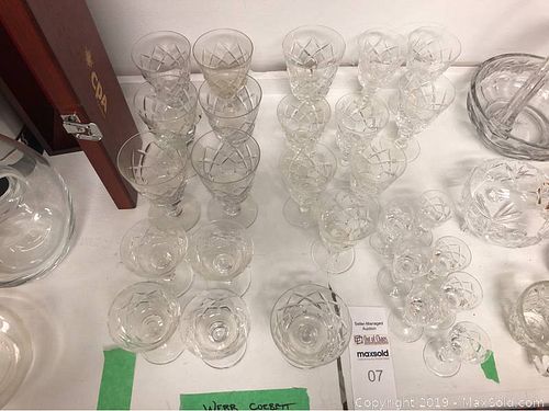 Lot #0007 (1 of 5)