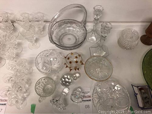 Lot #0008 (1 of 4)