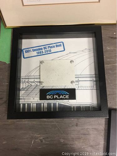 Lot #0027 (1 of 13)